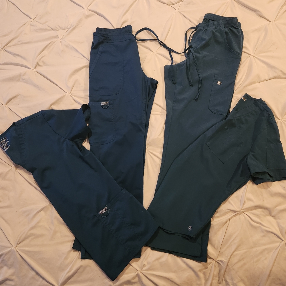 2 Pairs Women's Scrub Set